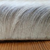 Sittlapp av renskinn med varma täta hår horseexplore webbutik